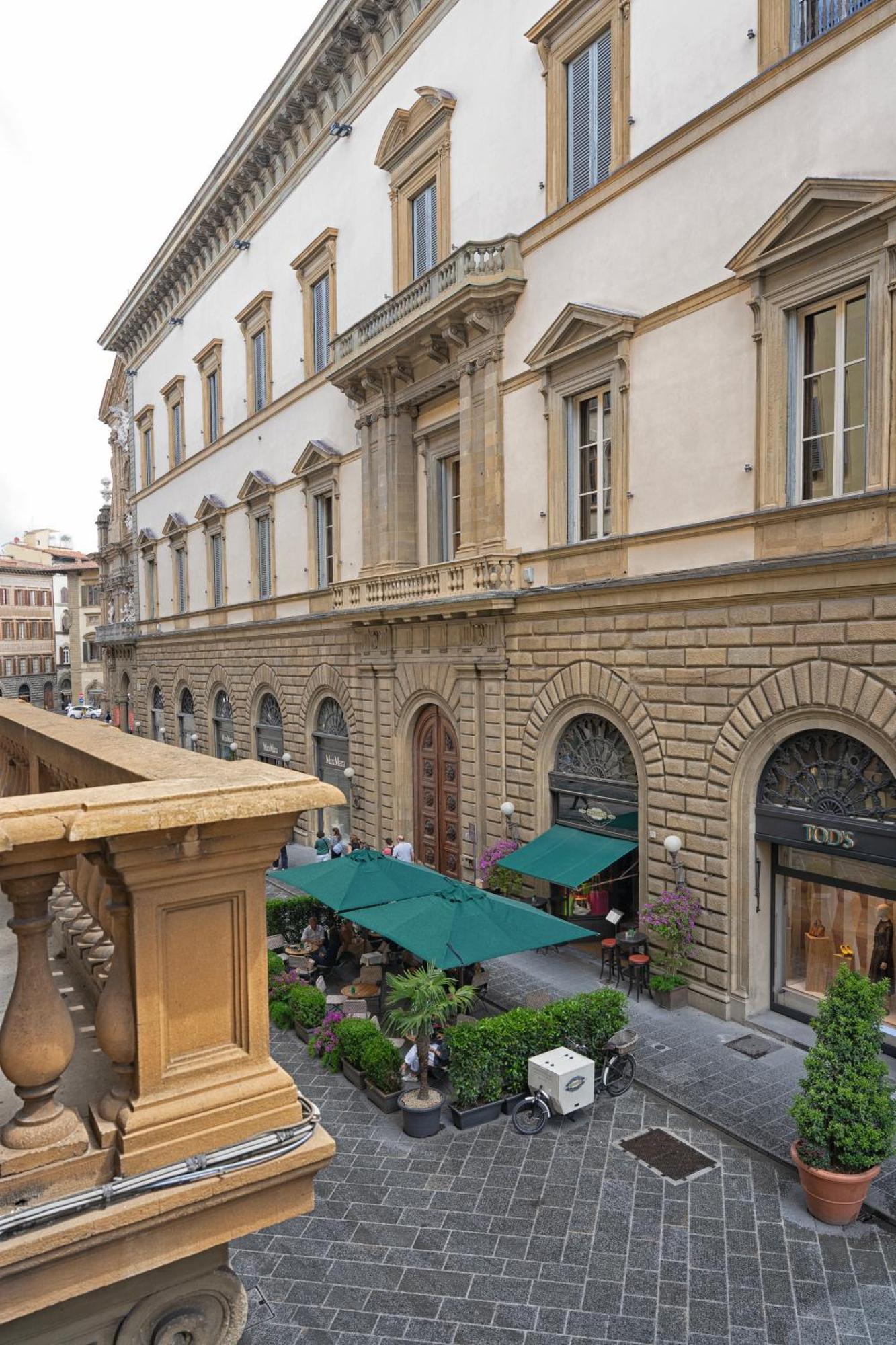 Appartamento Tornabuoni Living